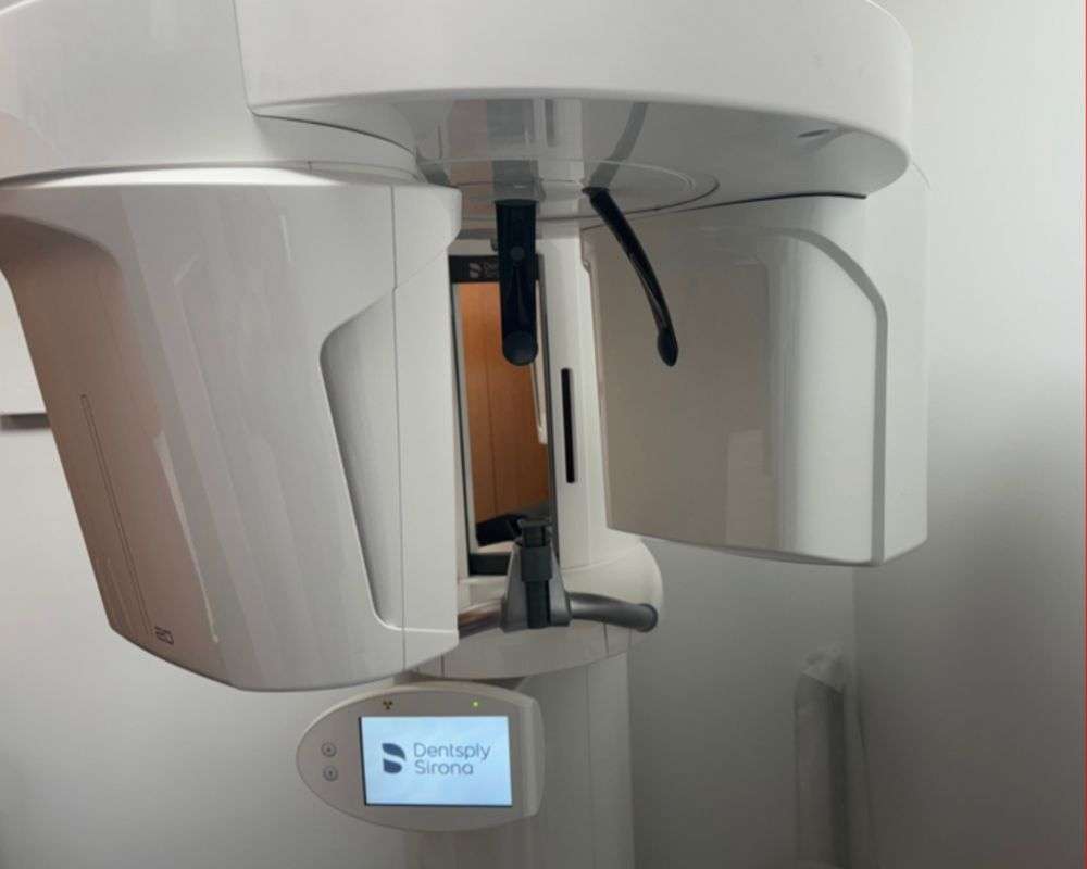 CBCT 3D X-ray machine for precise dental imaging in NYC