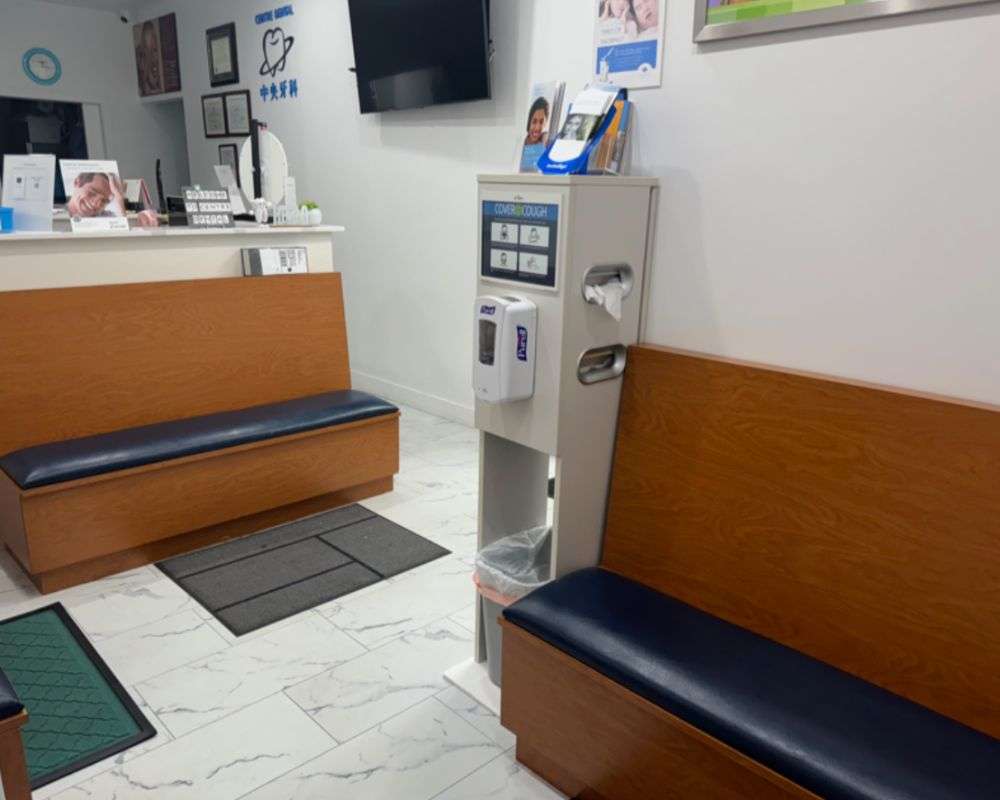 Modern dental waiting area at Centre Dental Manhattan